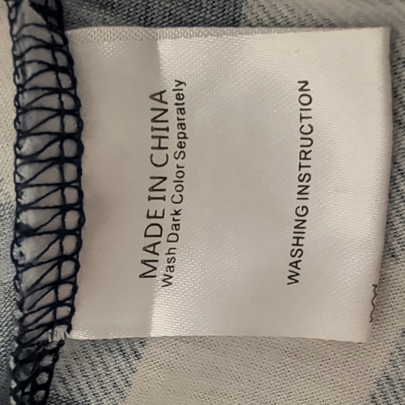 Baikea Women's Plaid Tunic Shirt - Picture 5 of 6